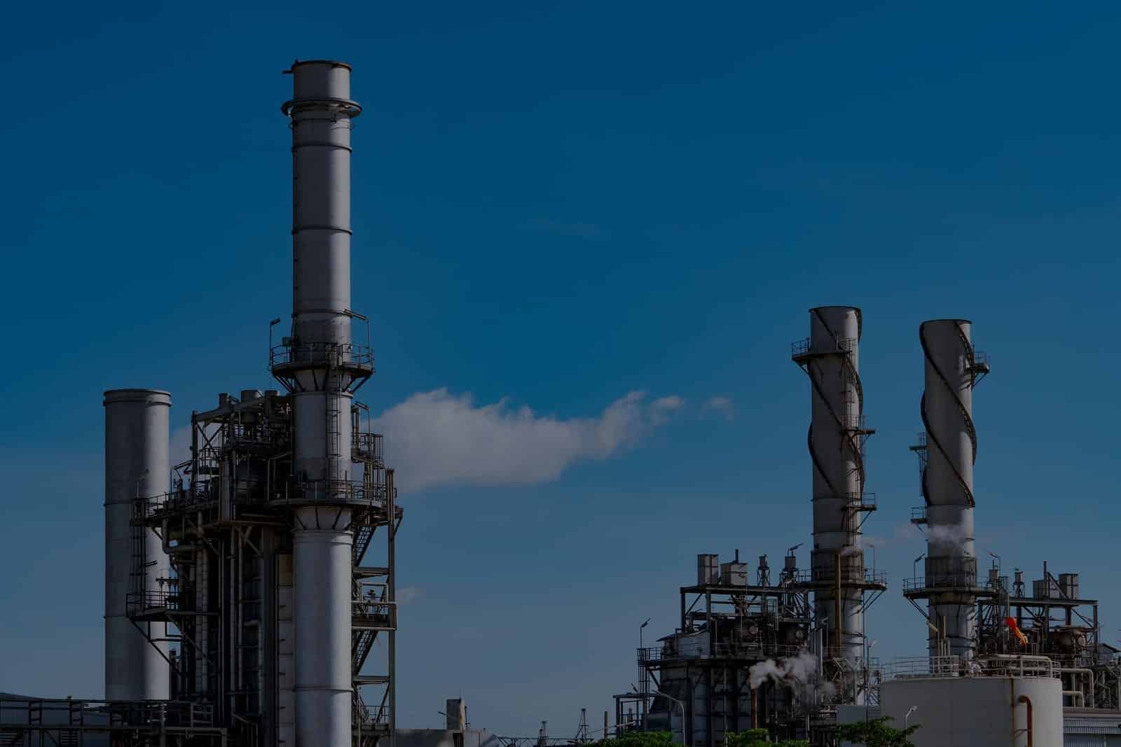 A plant that uses power generation lightning protection.